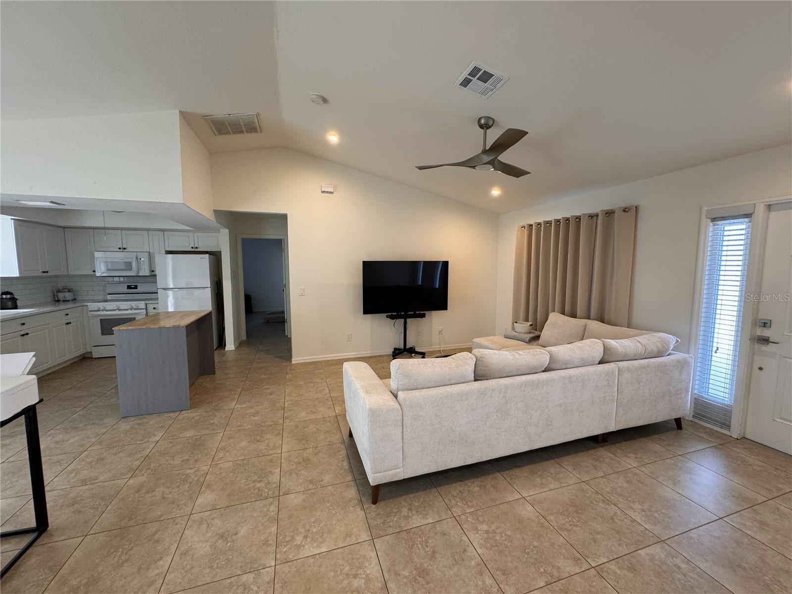 Image 2 of 13 For 3806 6th Avenue