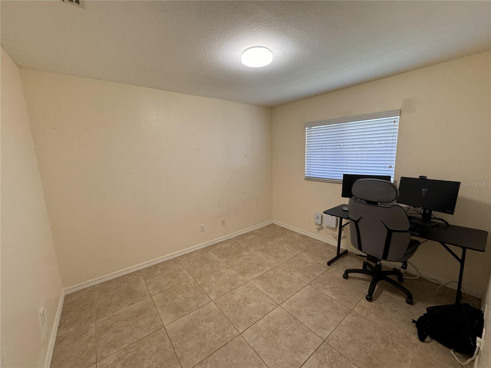 Image 5 of 13 For 3806 6th Avenue