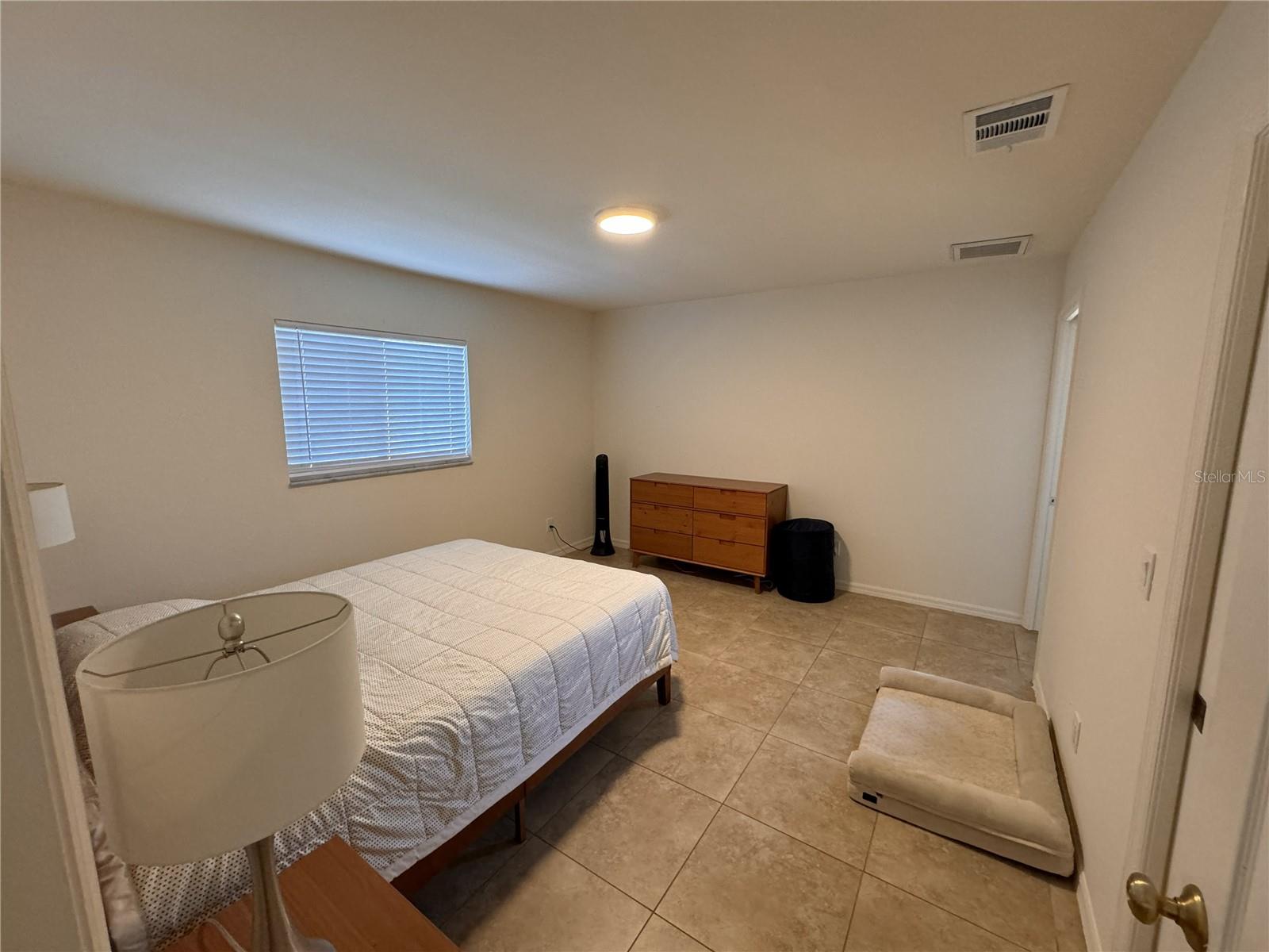 Image 7 of 13 For 3806 6th Avenue