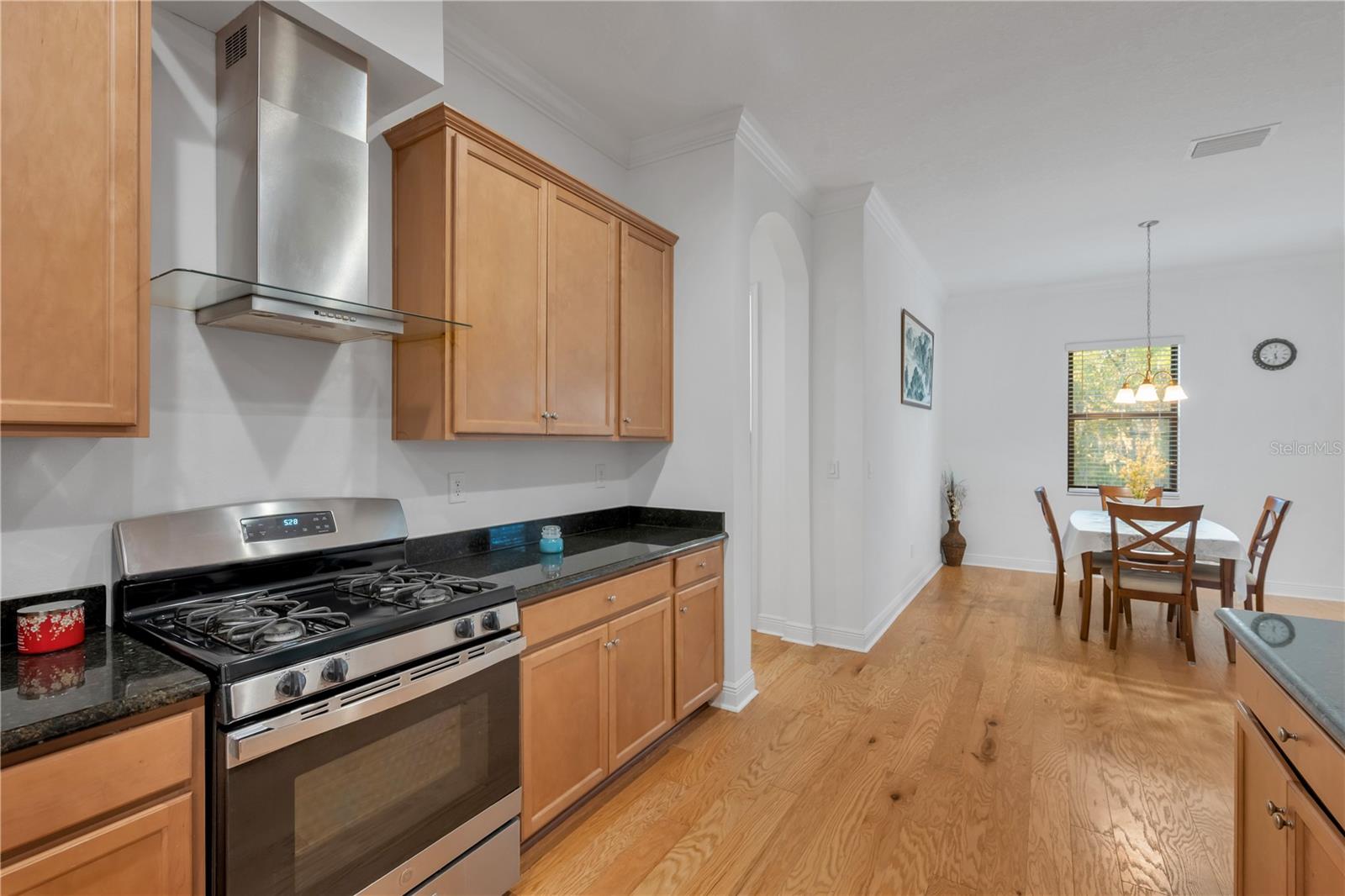 Image 15 of 37 For 3908 Gaviota Drive