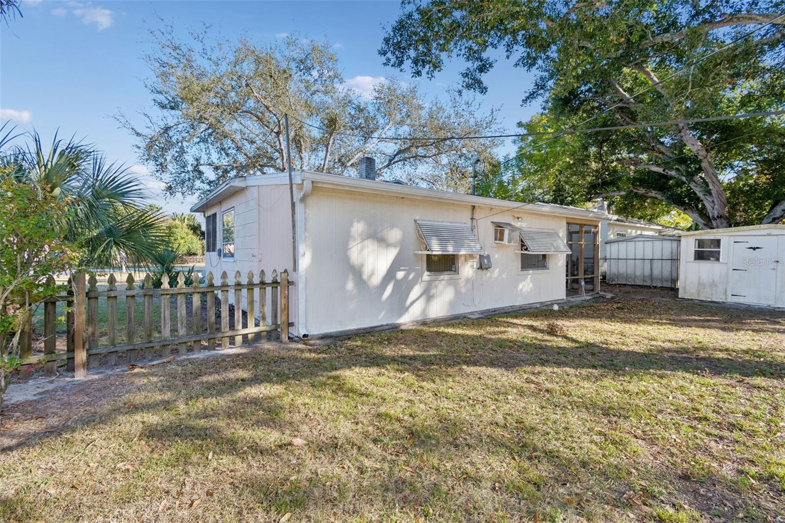 Image 22 of 27 For 1001 Hull Street S