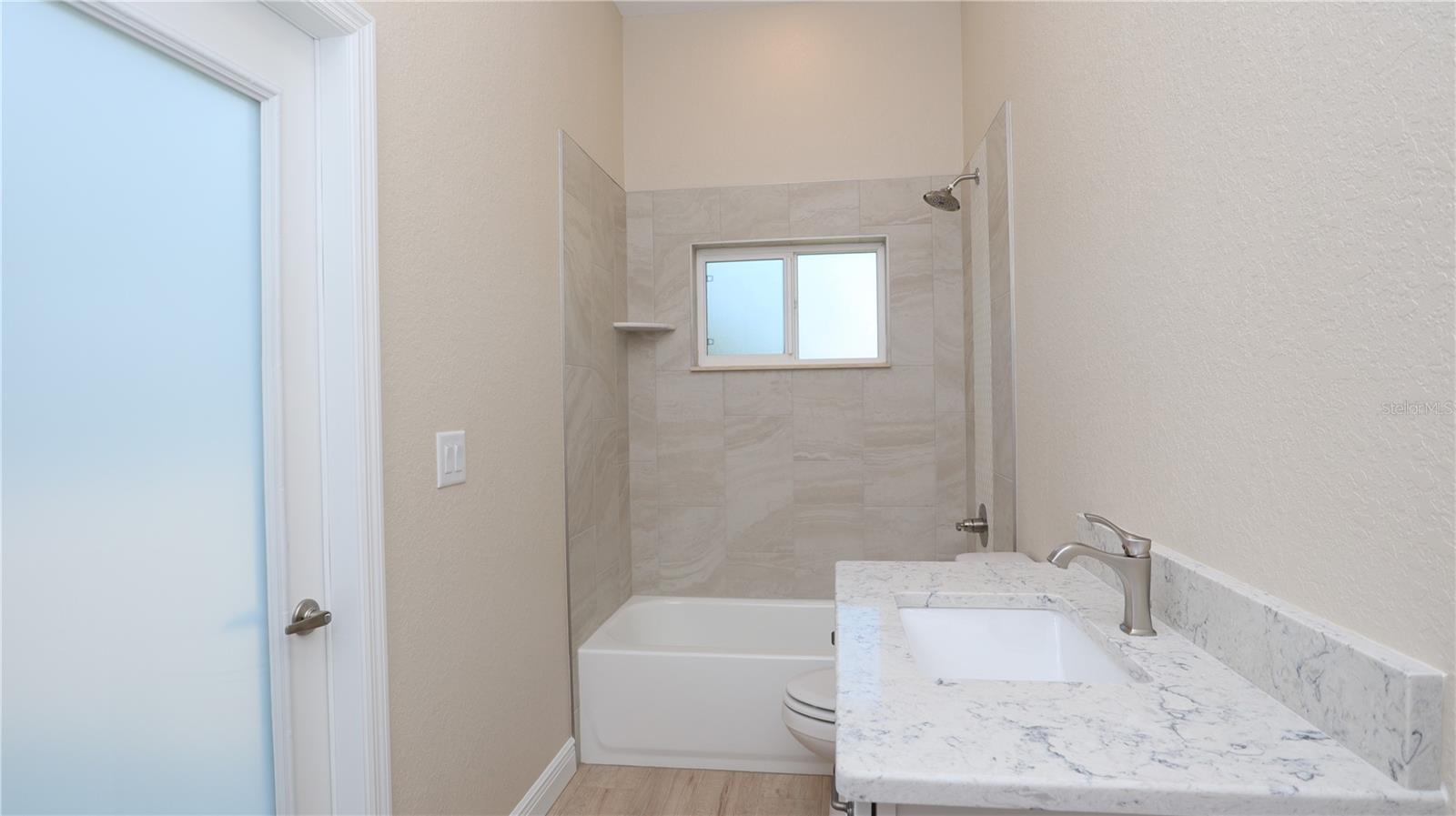 Image 16 of 26 For 12107 Hooded Warbler Court