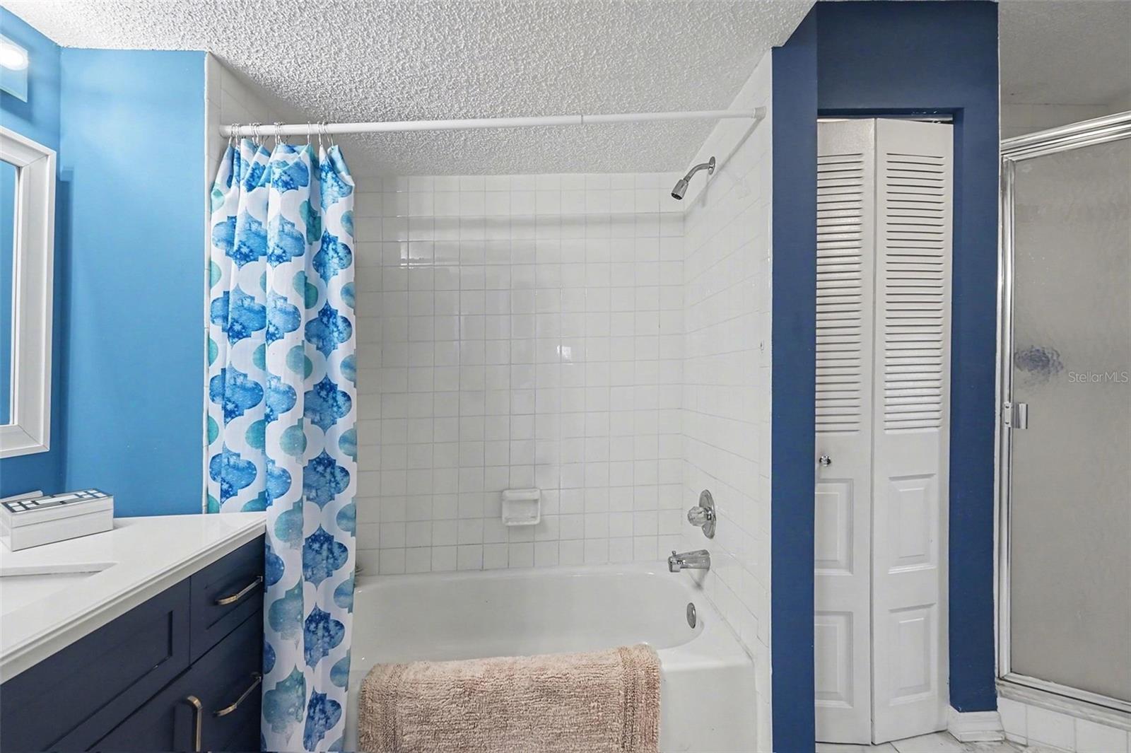 Image 16 of 30 For 8198 Terrace Garden Drive N 411