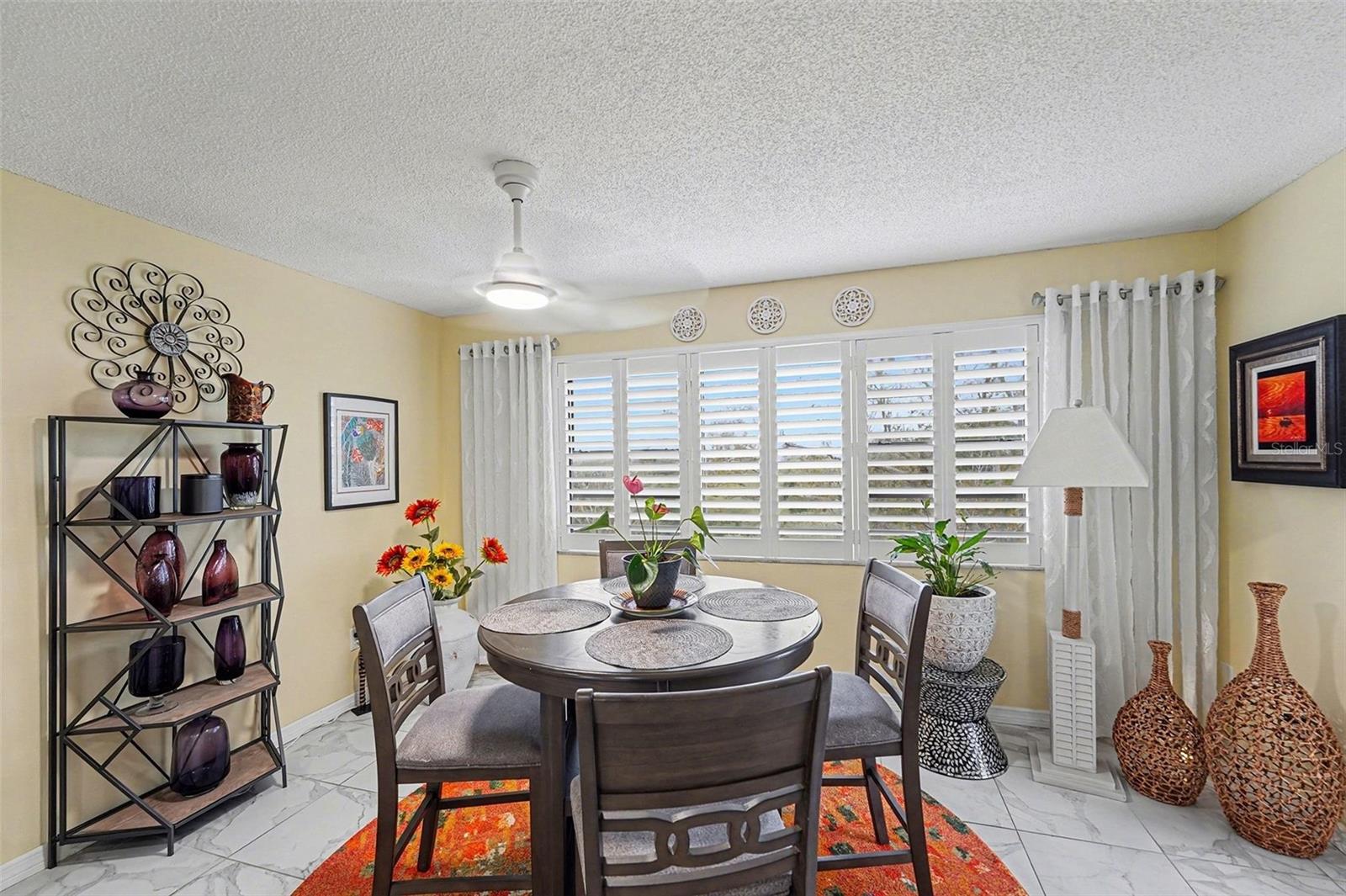 Image 4 of 30 For 8198 Terrace Garden Drive N 411