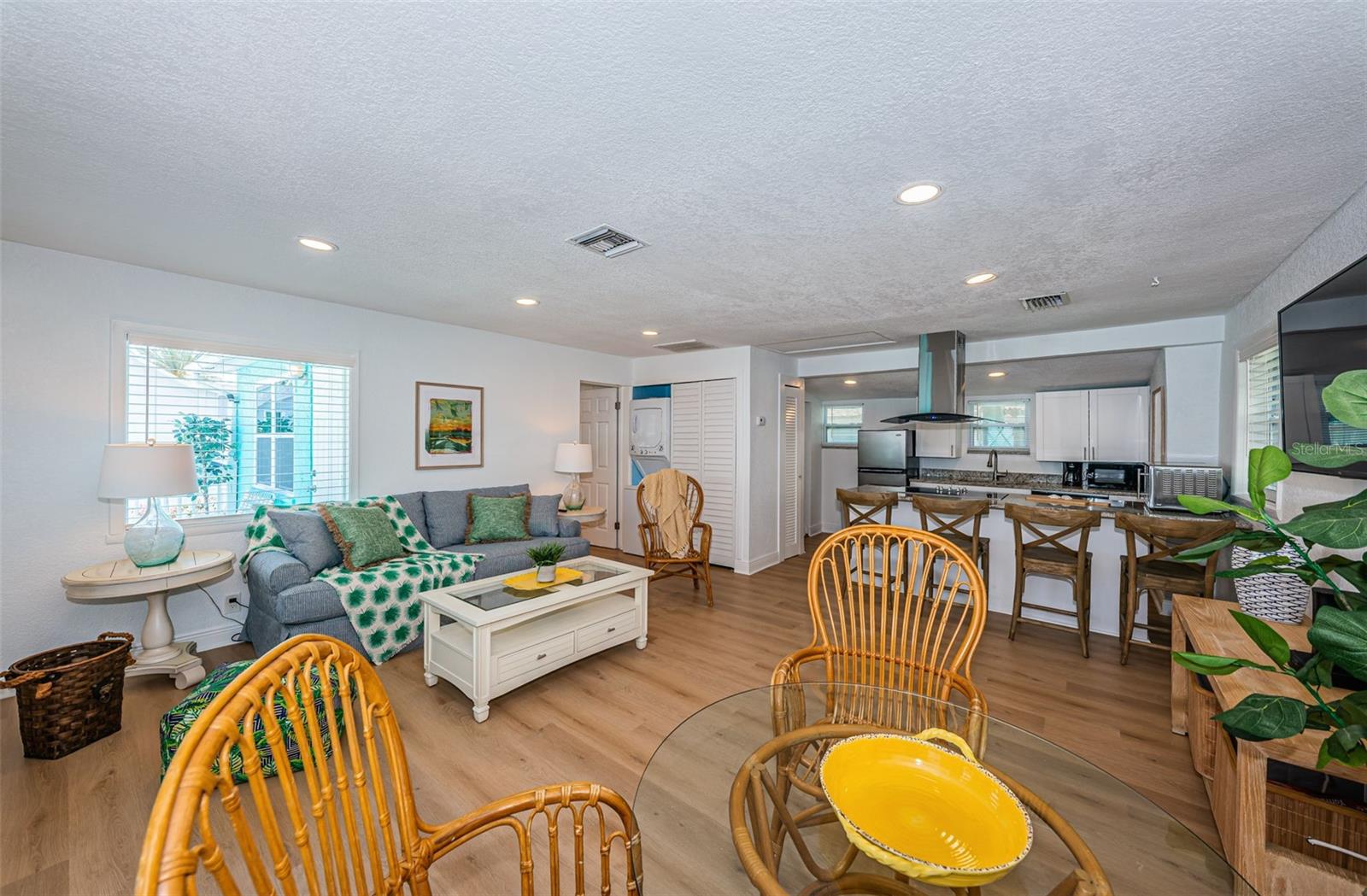 Image 51 of 73 For 504 70th Avenue