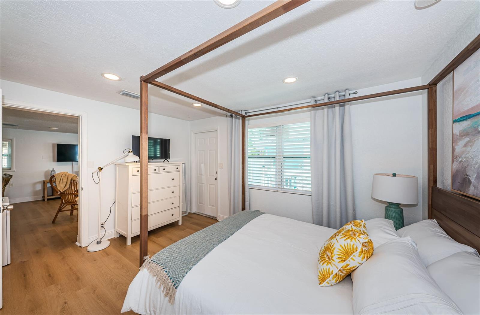 Image 59 of 73 For 504 70th Avenue