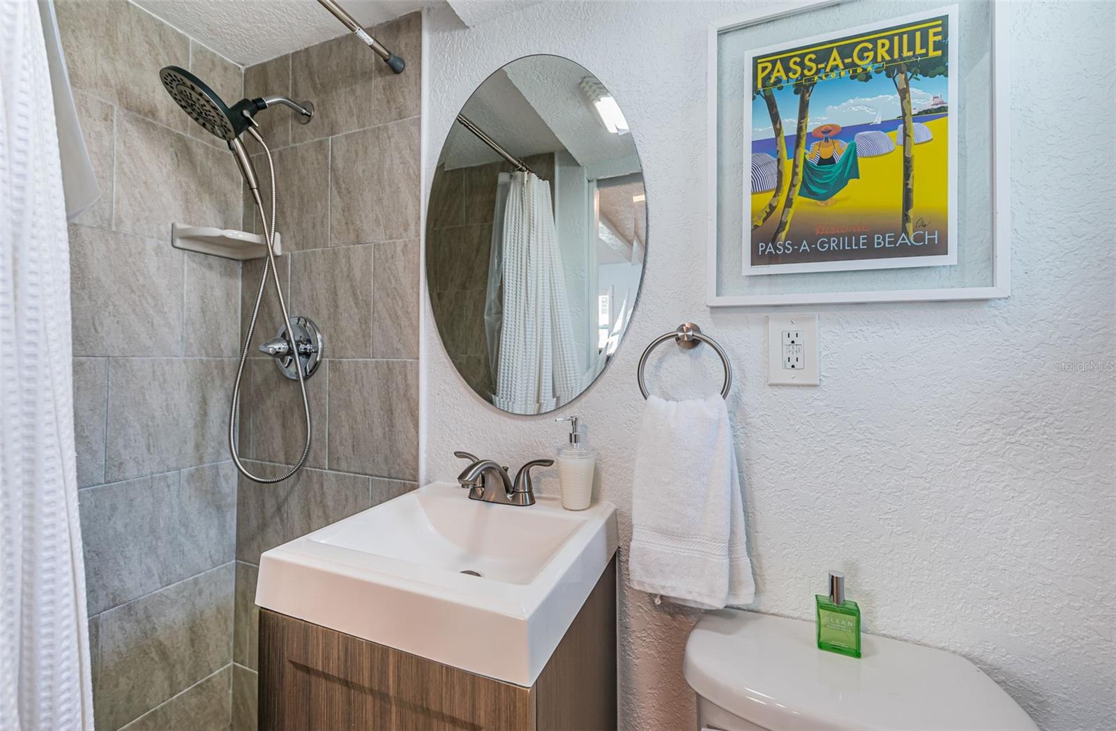 Image 61 of 73 For 504 70th Avenue