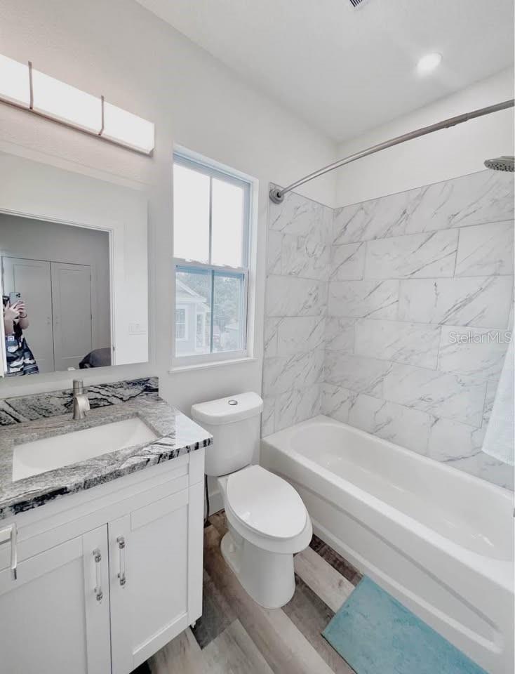 Image 4 of 11 For 1299 5th Street S