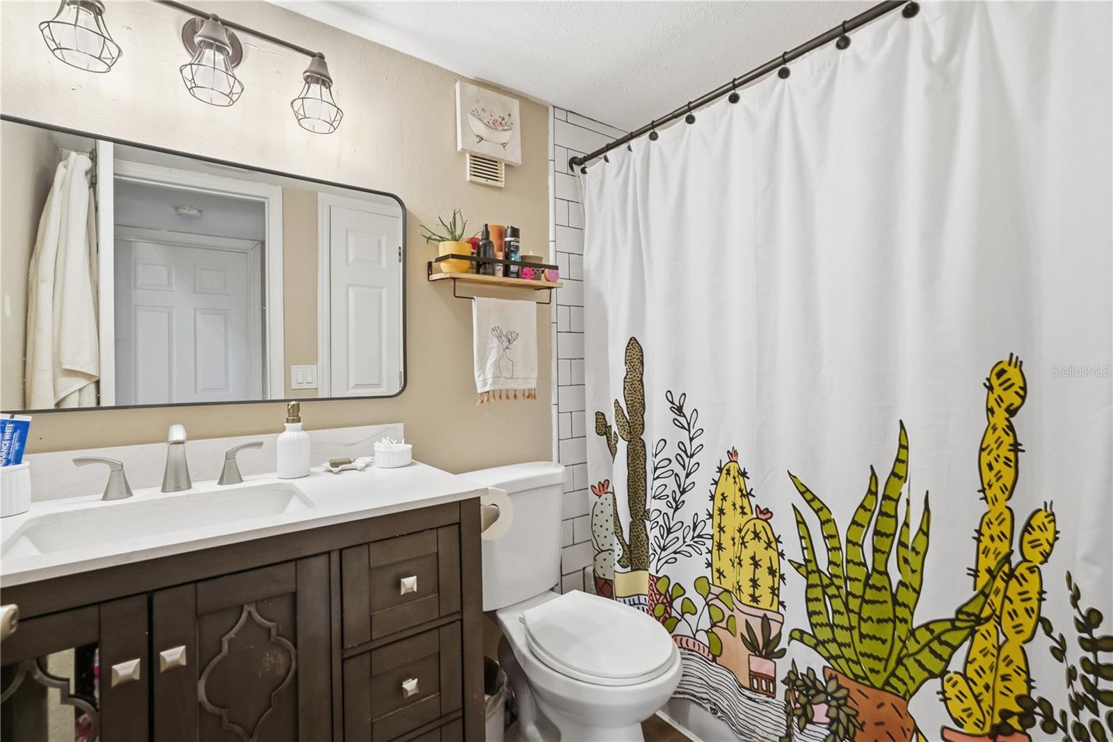 Image 16 of 25 For 1200 Tarpon Woods Boulevard N2