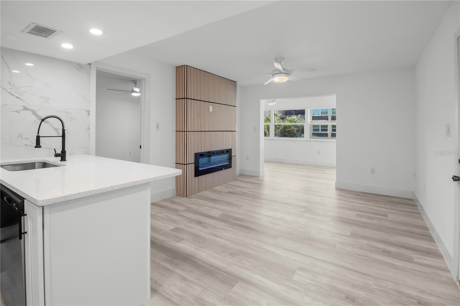 Image 8 of 30 For 4754 Marine Parkway 103