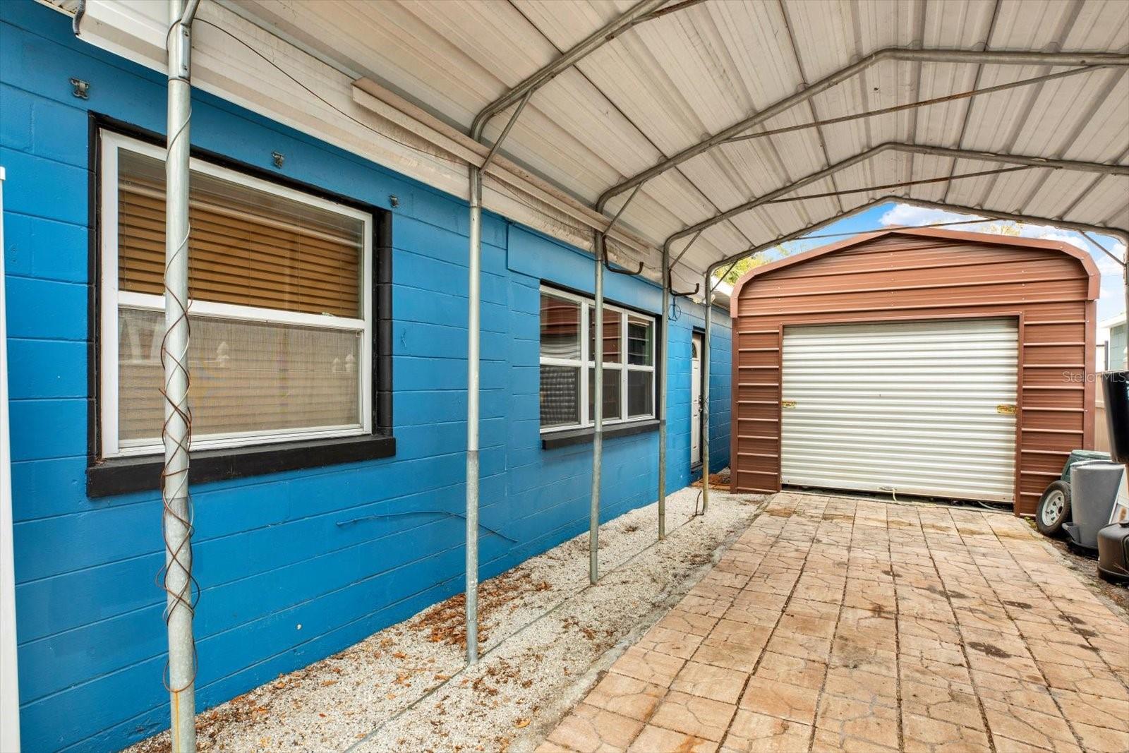 Listing photo id 4 for 1322 Freemont Street S