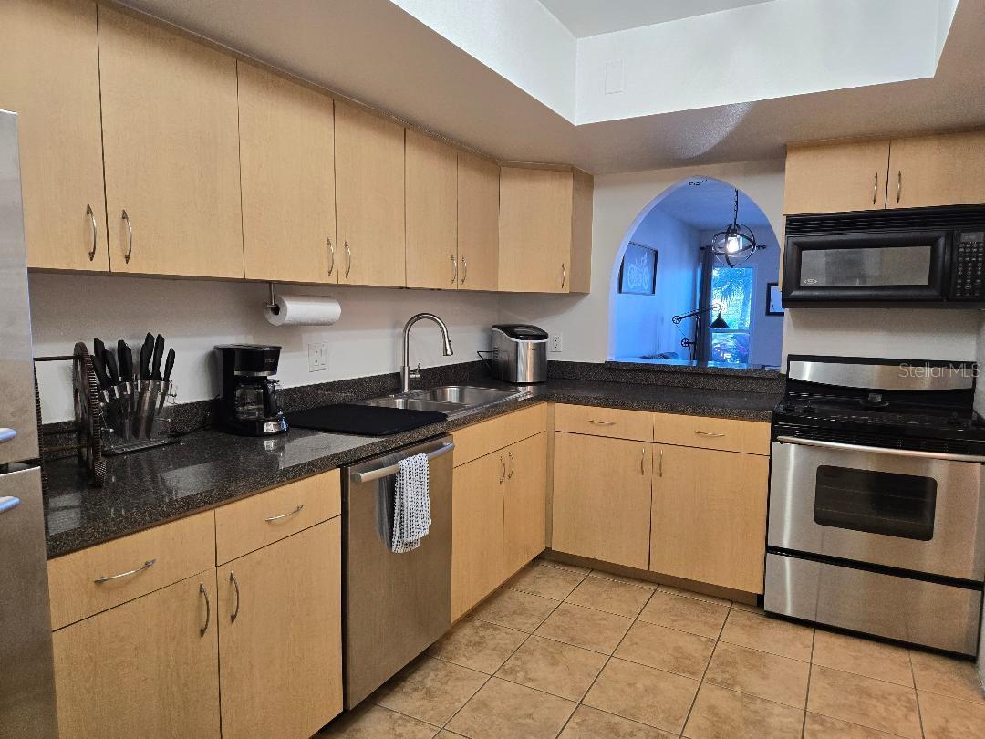 Image 15 of 41 For 4908 38th Way S 103