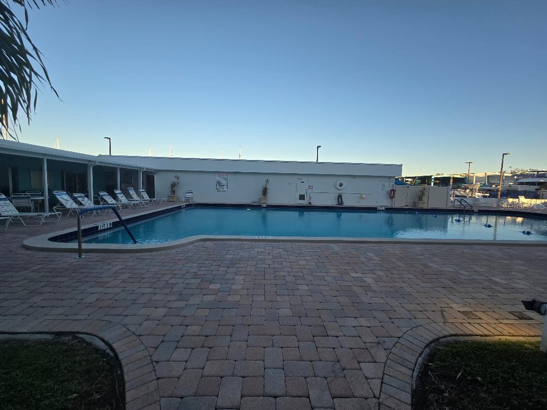 Image 36 of 41 For 4908 38th Way S 103