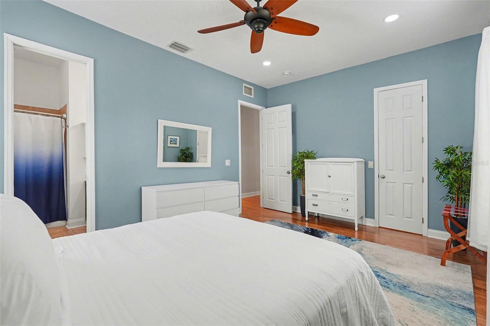 Image 17 of 41 For 605 Manatee Drive