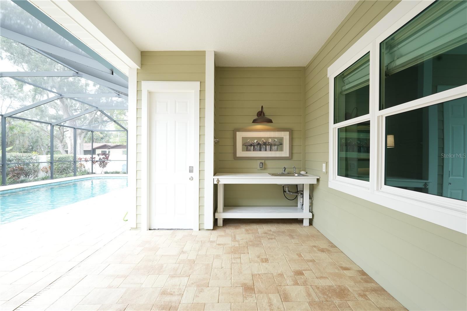 Image 28 of 41 For 605 Manatee Drive