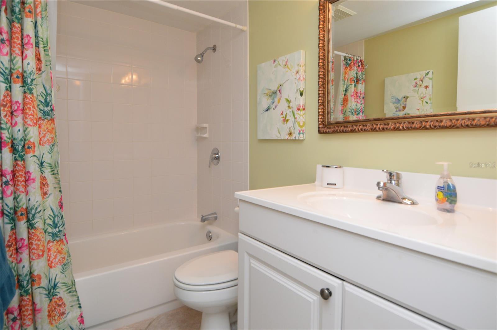 Image 24 of 92 For 12760 Indian Rocks Road 553