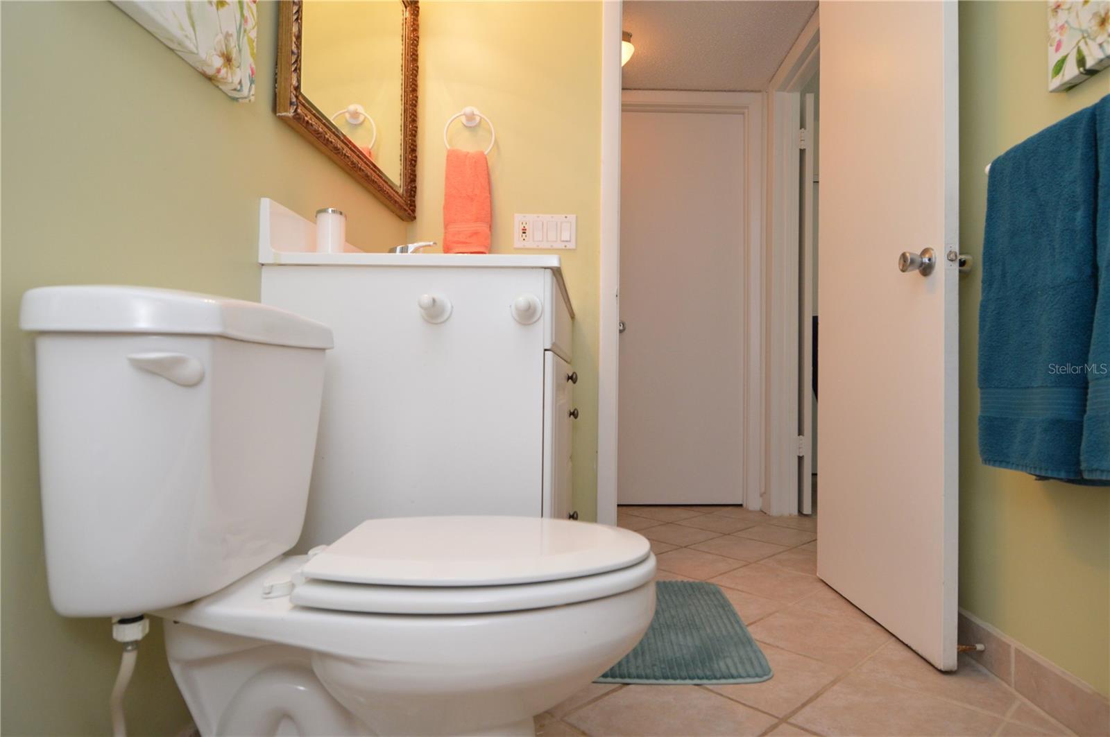 Image 27 of 92 For 12760 Indian Rocks Road 553