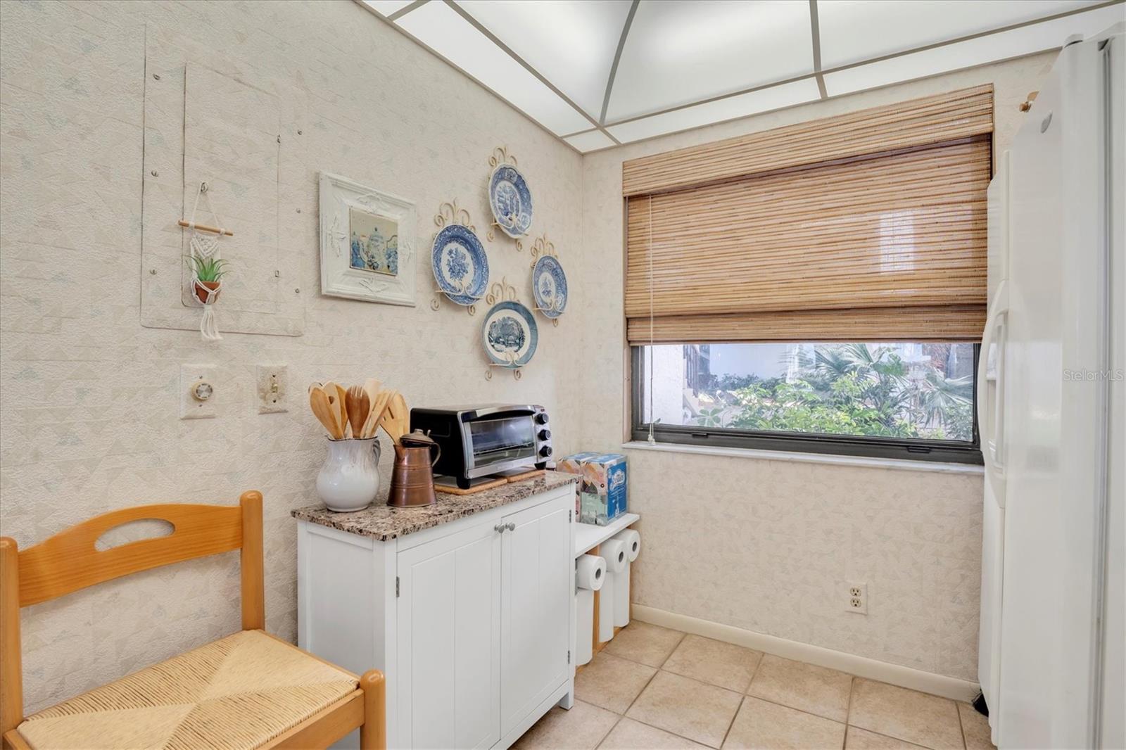 Image 16 of 58 For 6265 Sun Boulevard 107