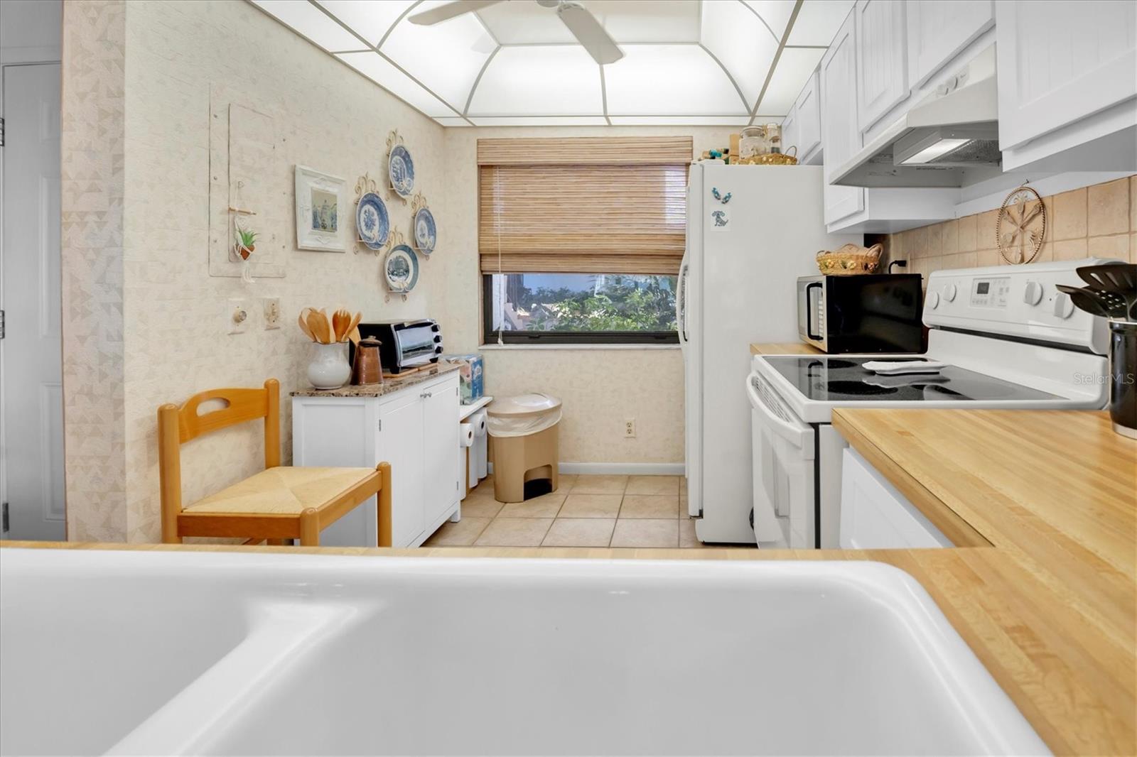 Image 18 of 58 For 6265 Sun Boulevard 107