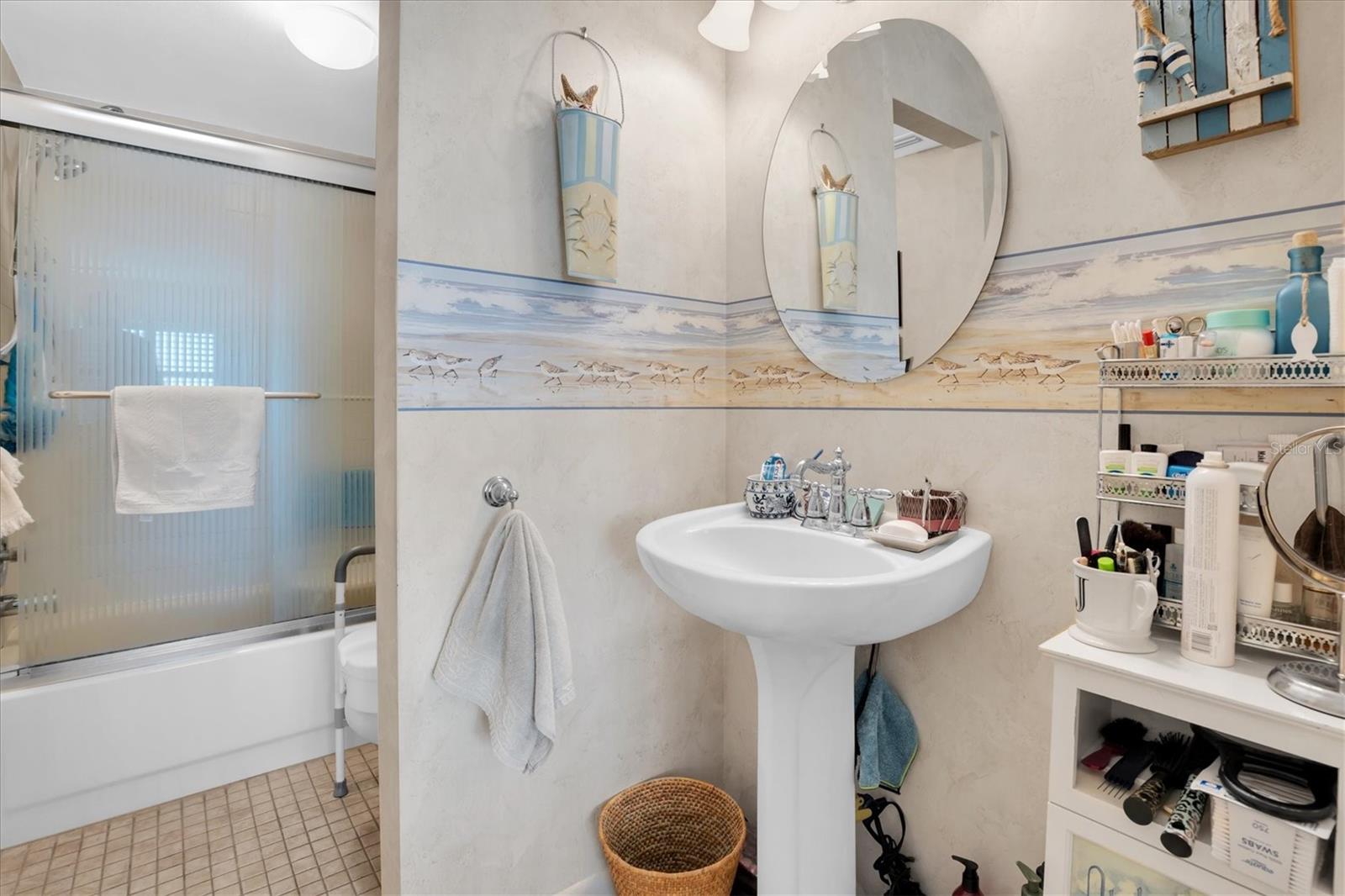 Image 23 of 58 For 6265 Sun Boulevard 107