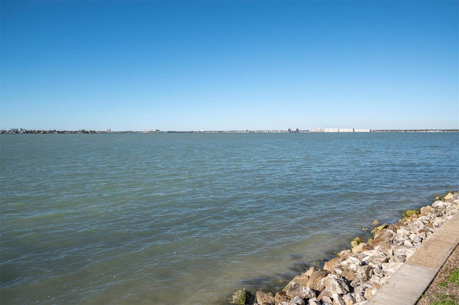 Image 33 of 58 For 6265 Sun Boulevard 107