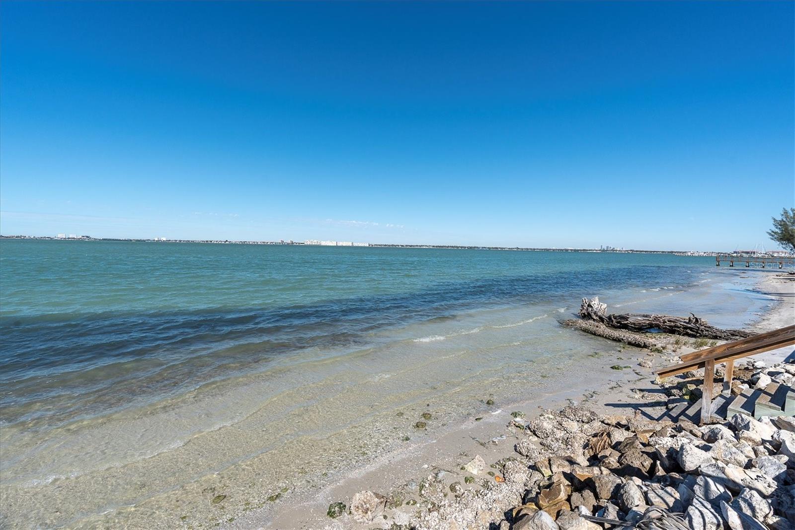 Image 34 of 58 For 6265 Sun Boulevard 107