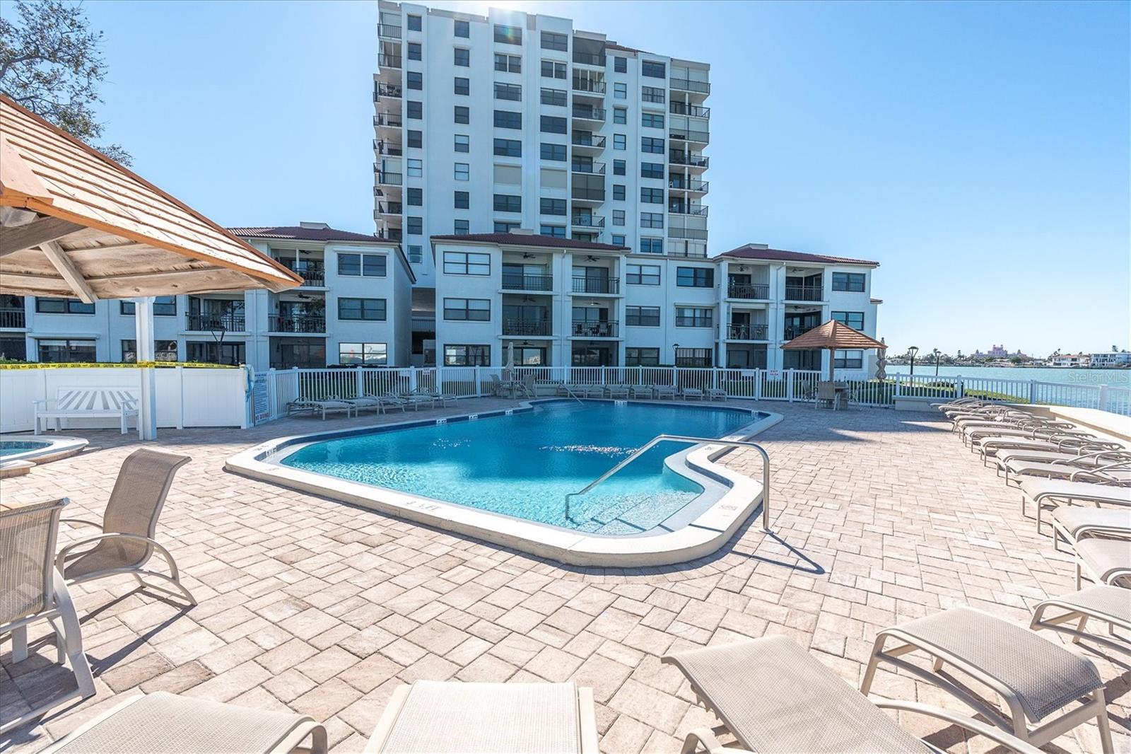 Image 43 of 58 For 6265 Sun Boulevard 107