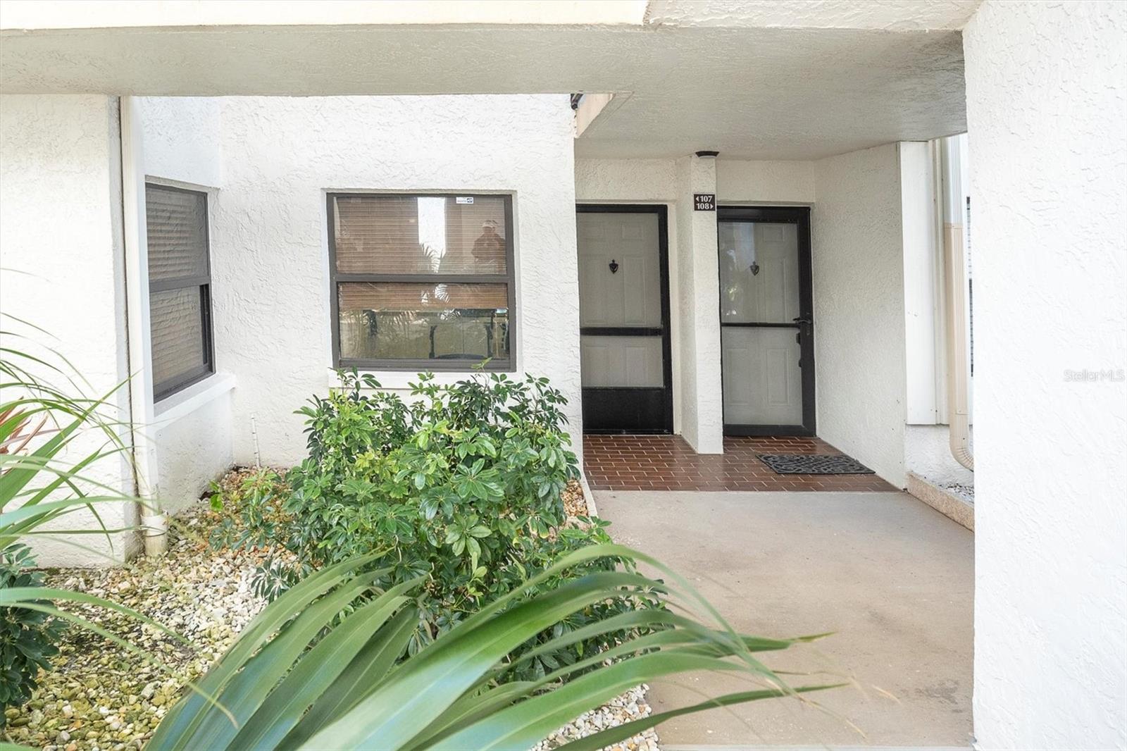 Image 52 of 58 For 6265 Sun Boulevard 107