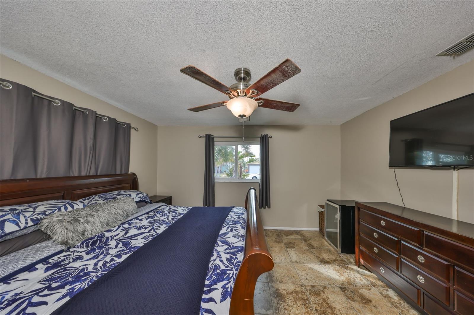 Image 17 of 58 For 12341 79th Place