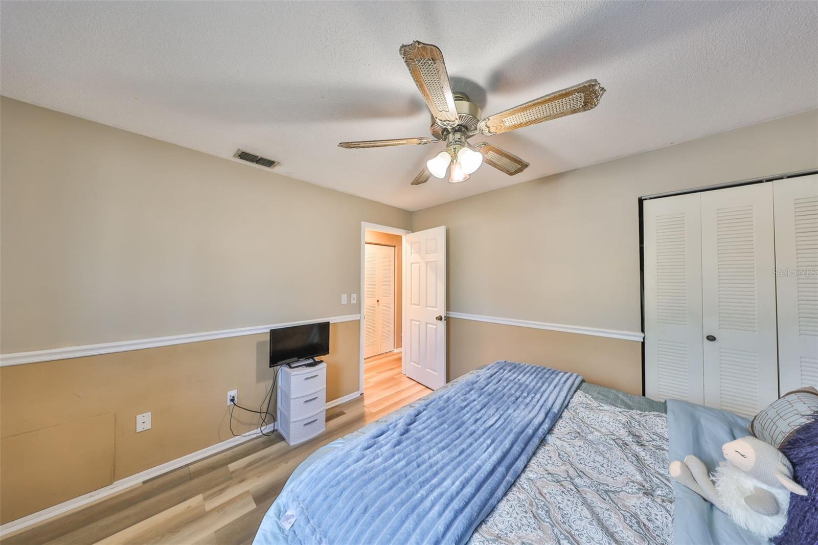 Image 34 of 58 For 12341 79th Place