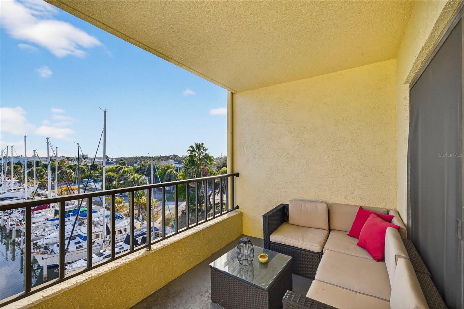 Image 14 of 23 For 1750 Harbor Place S 303