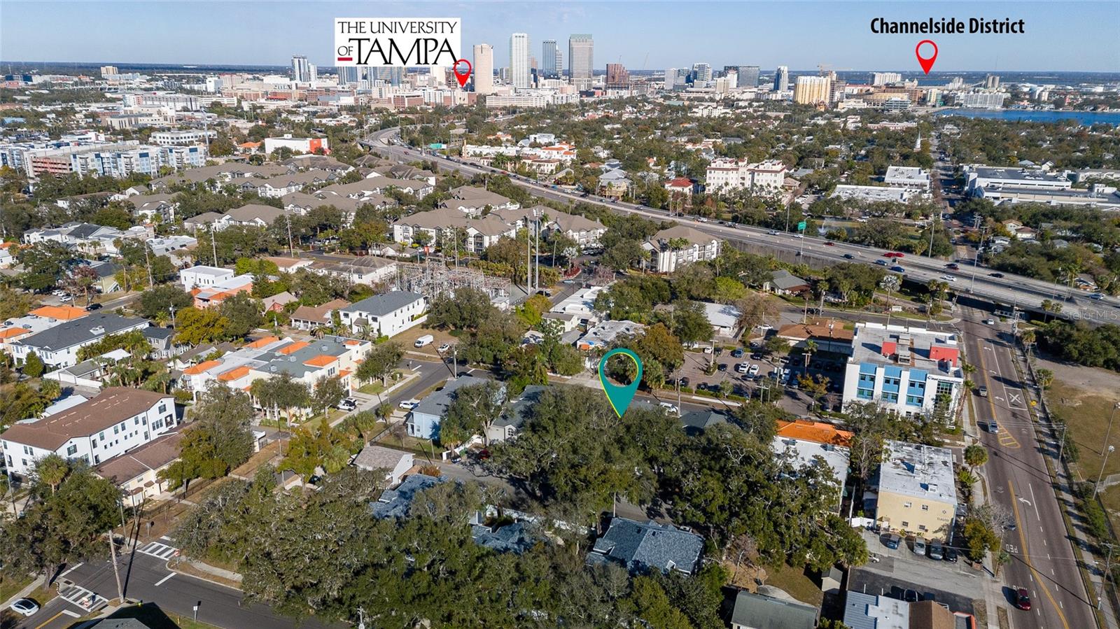 Image 26 of 39 For 606 Albany Avenue 9