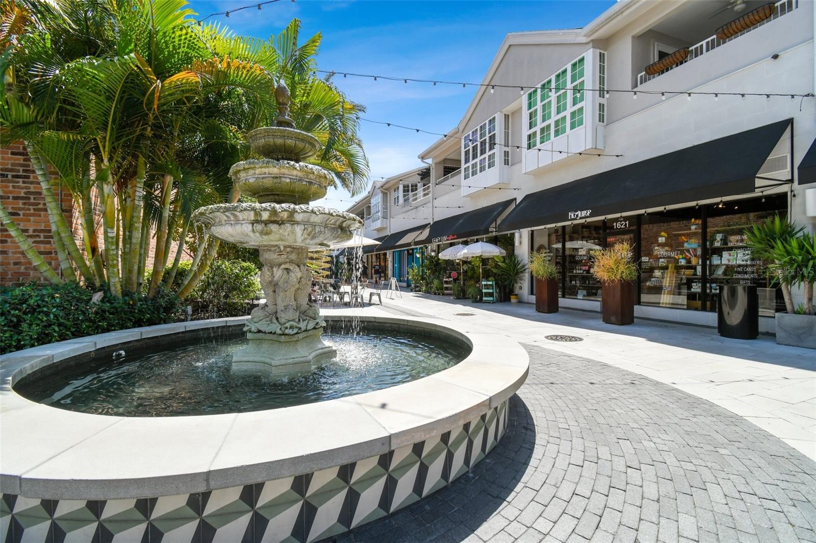 Image 39 of 39 For 606 Albany Avenue 9