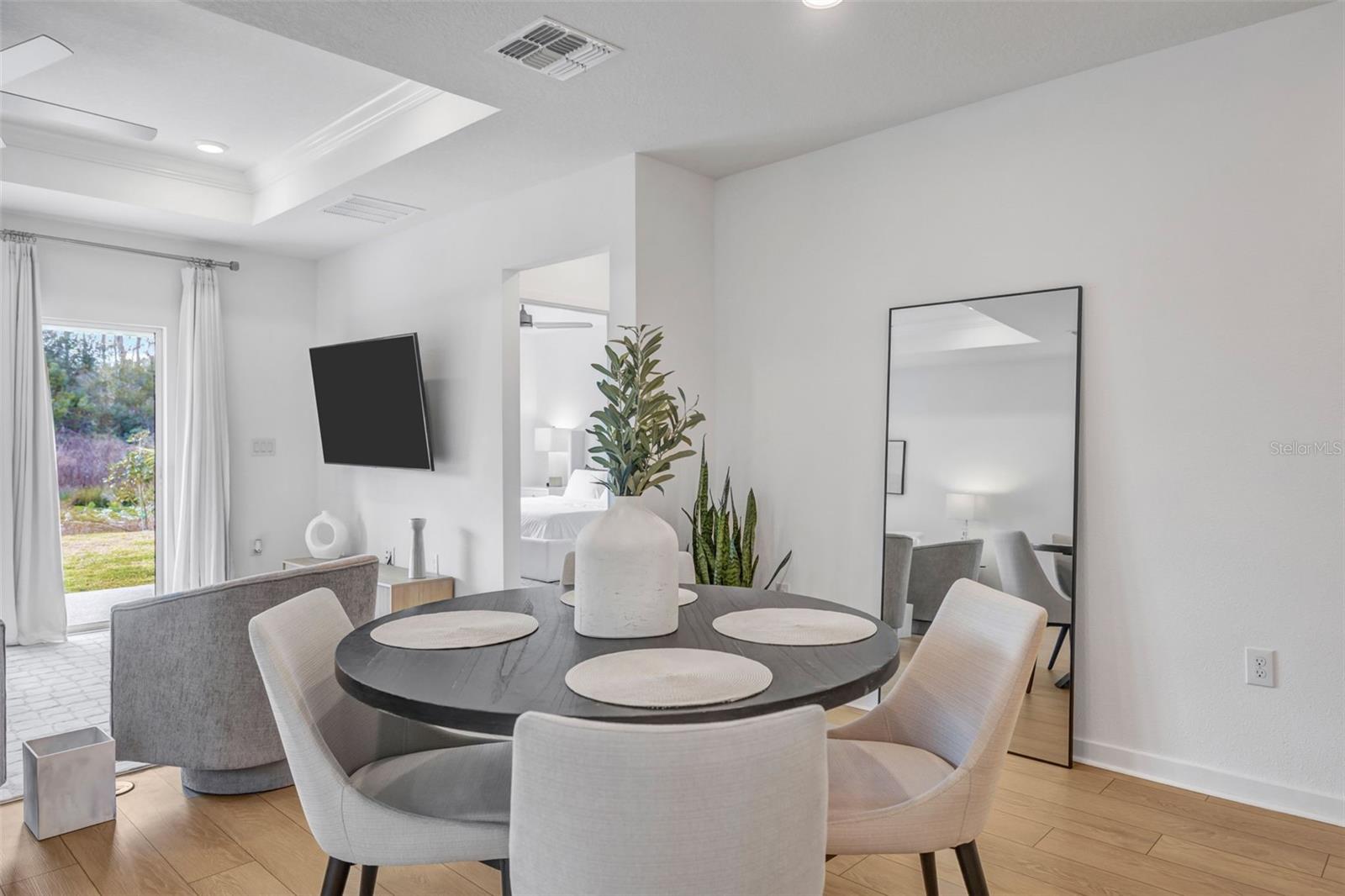 Image 13 of 72 For 1095 Kistna Drive