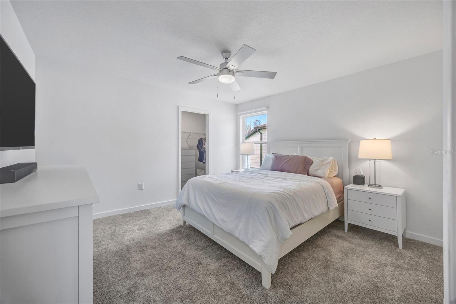 Image 32 of 72 For 1095 Kistna Drive