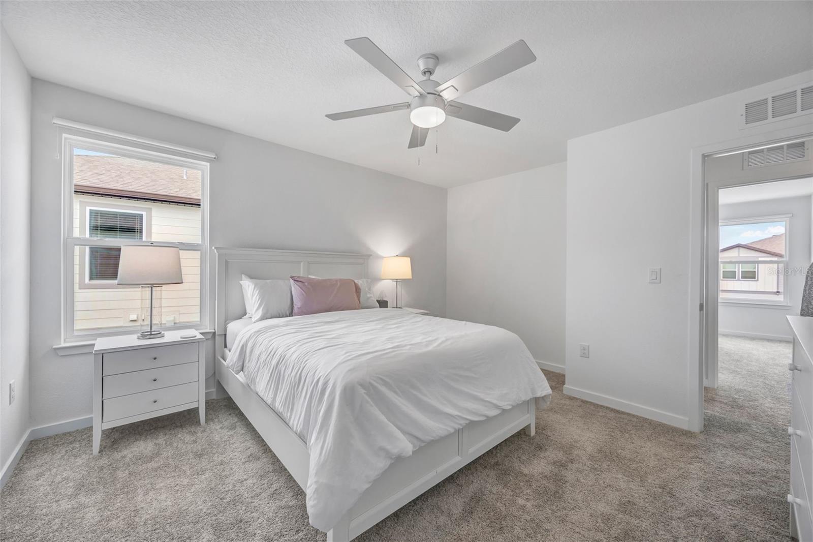 Image 34 of 72 For 1095 Kistna Drive