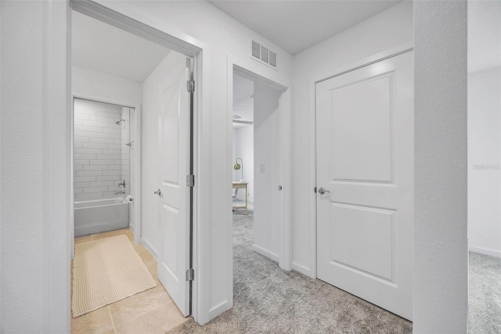 Image 39 of 72 For 1095 Kistna Drive