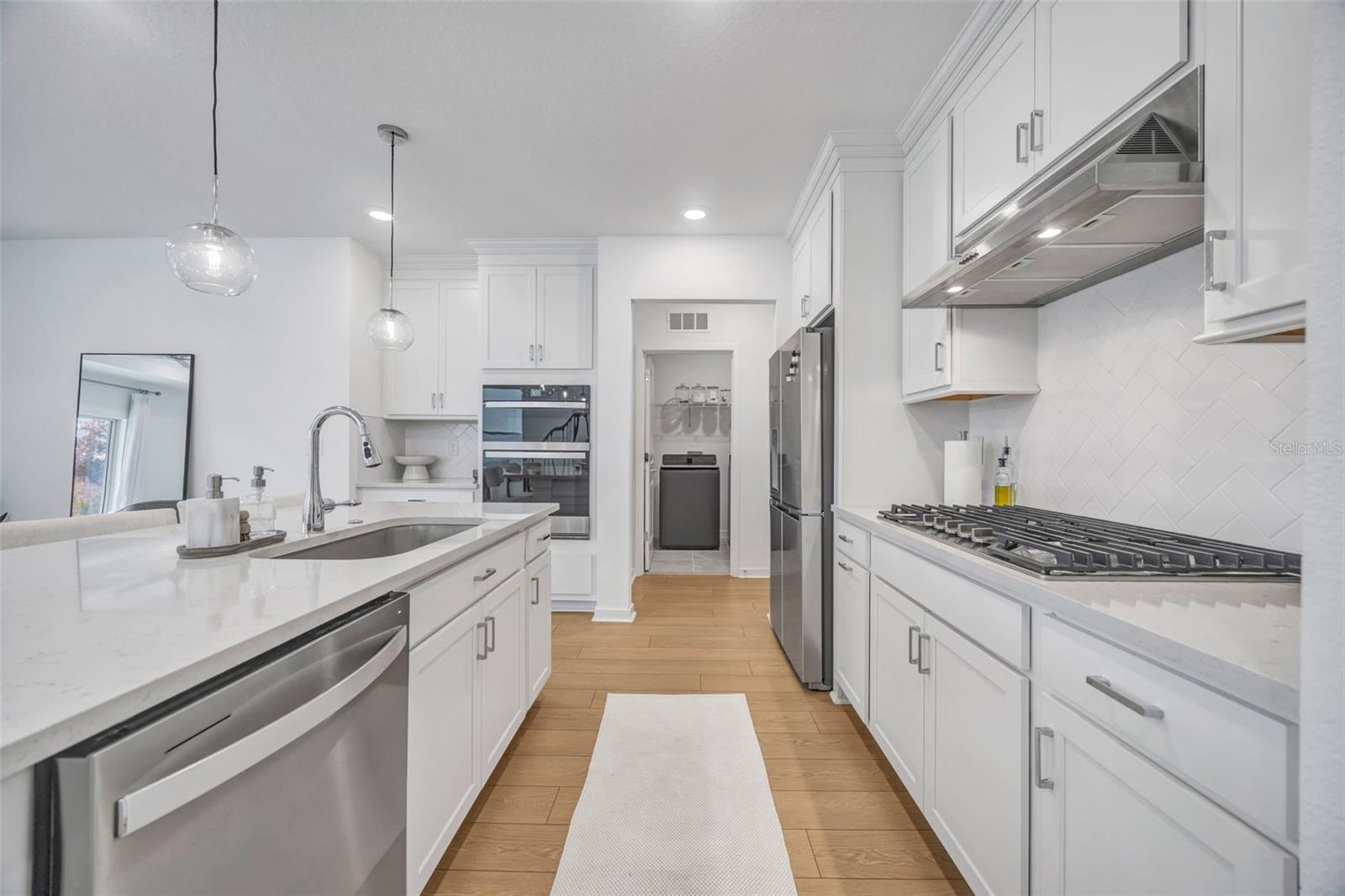 Image 9 of 72 For 1095 Kistna Drive