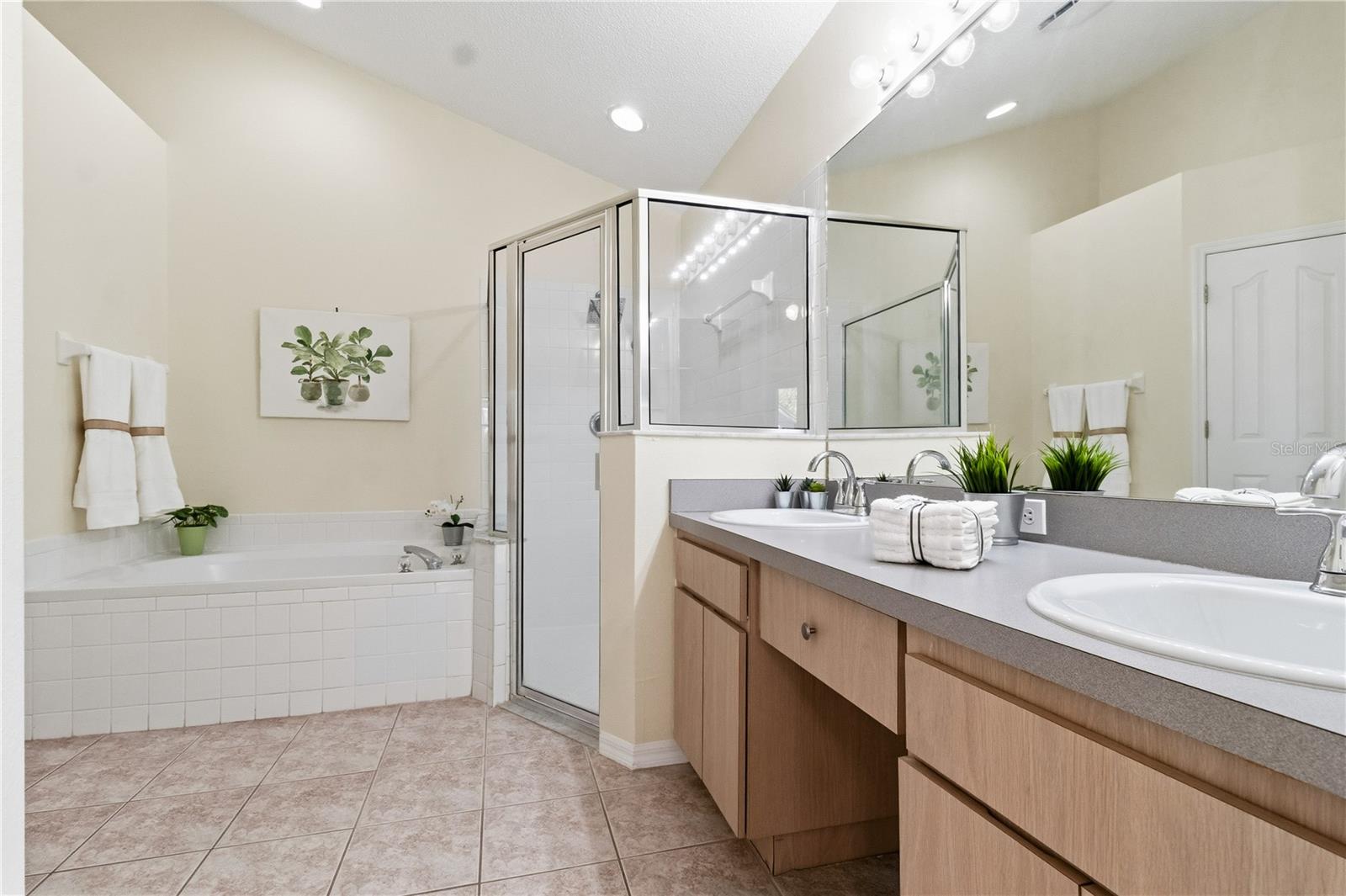 Image 21 of 39 For 1506 Little Brook Lane