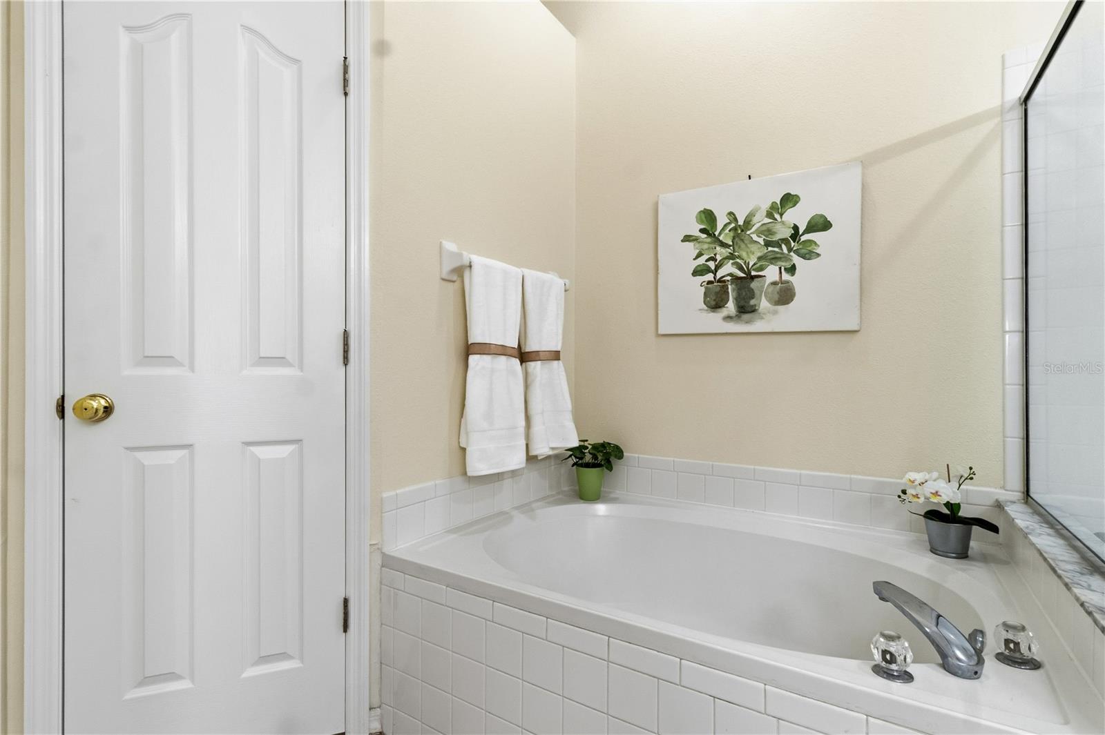 Image 22 of 39 For 1506 Little Brook Lane