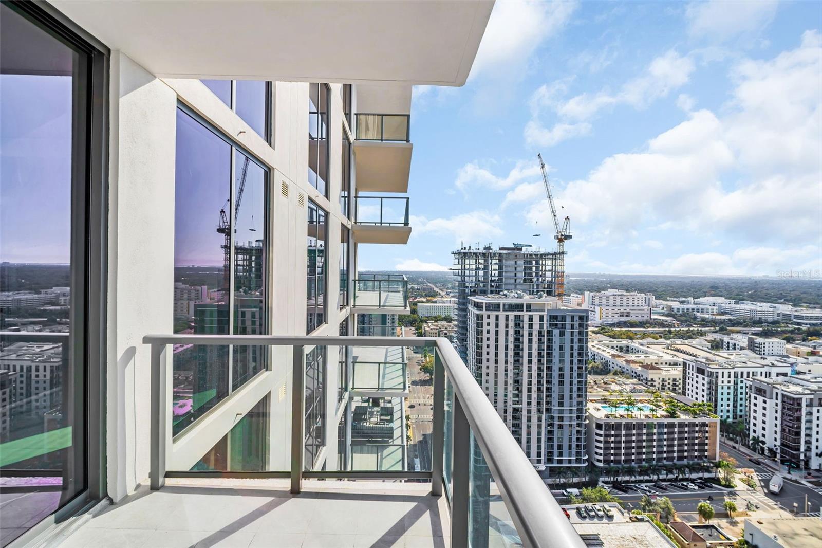 Image 20 of 77 For 275 1st Avenue S 2807