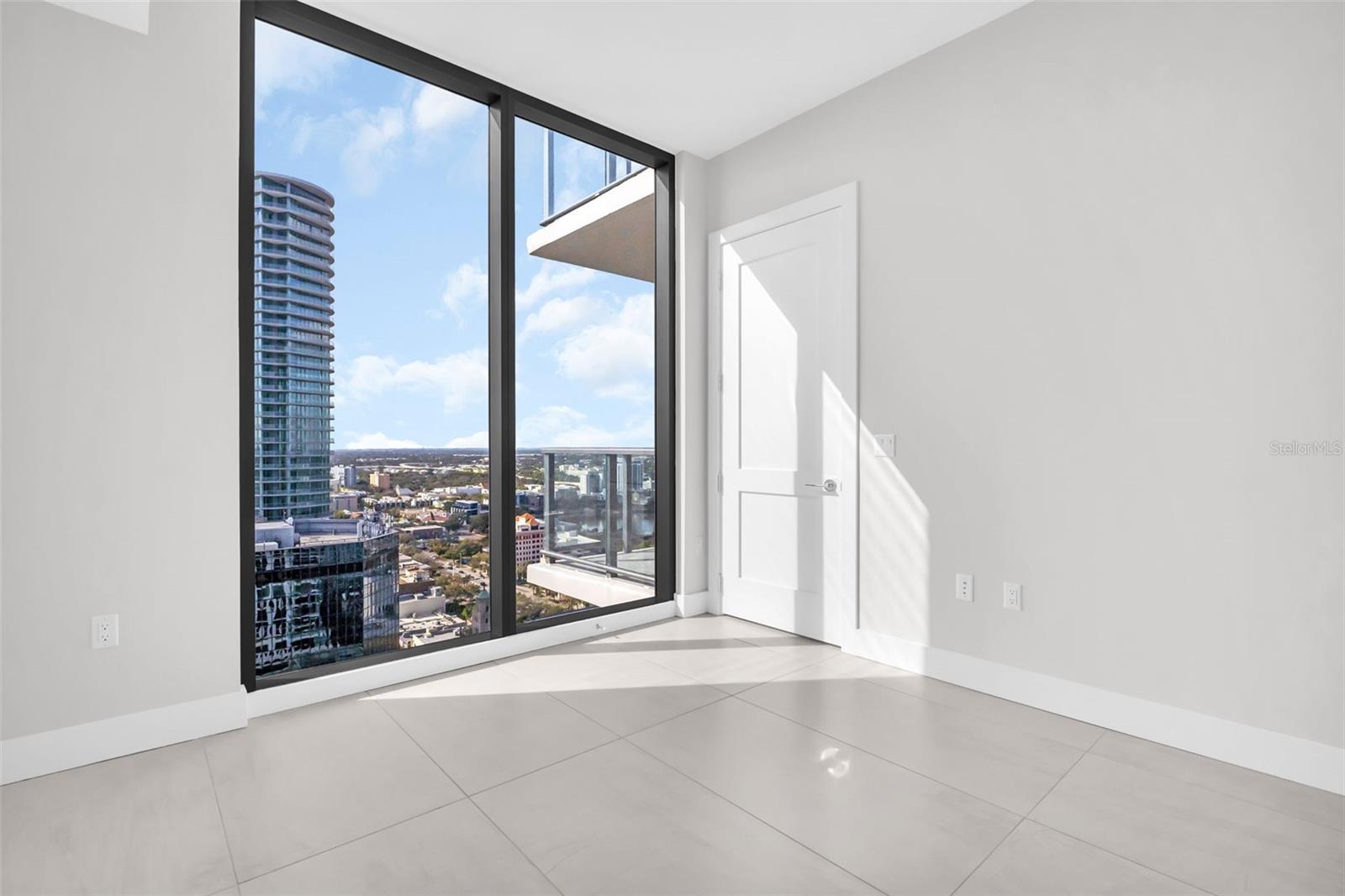 Image 36 of 77 For 275 1st Avenue S 2807