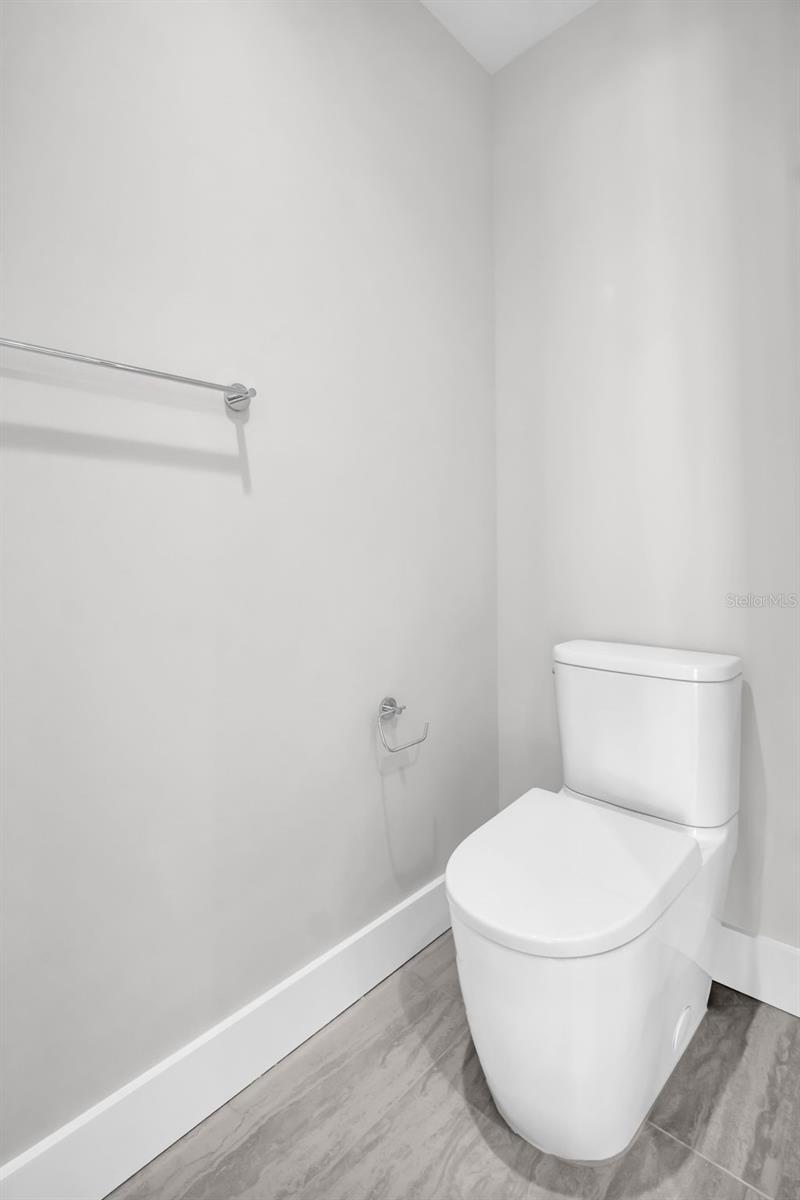 Image 42 of 77 For 275 1st Avenue S 2807