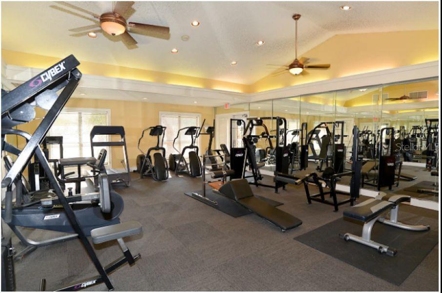 Image 5 of 14 For 11901 4th Street N 3101