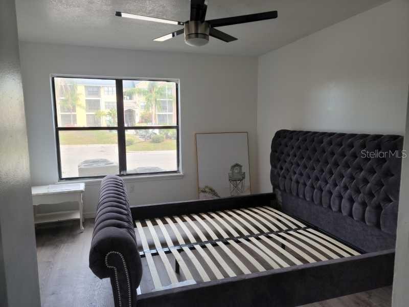 Image 9 of 14 For 11901 4th Street N 3101