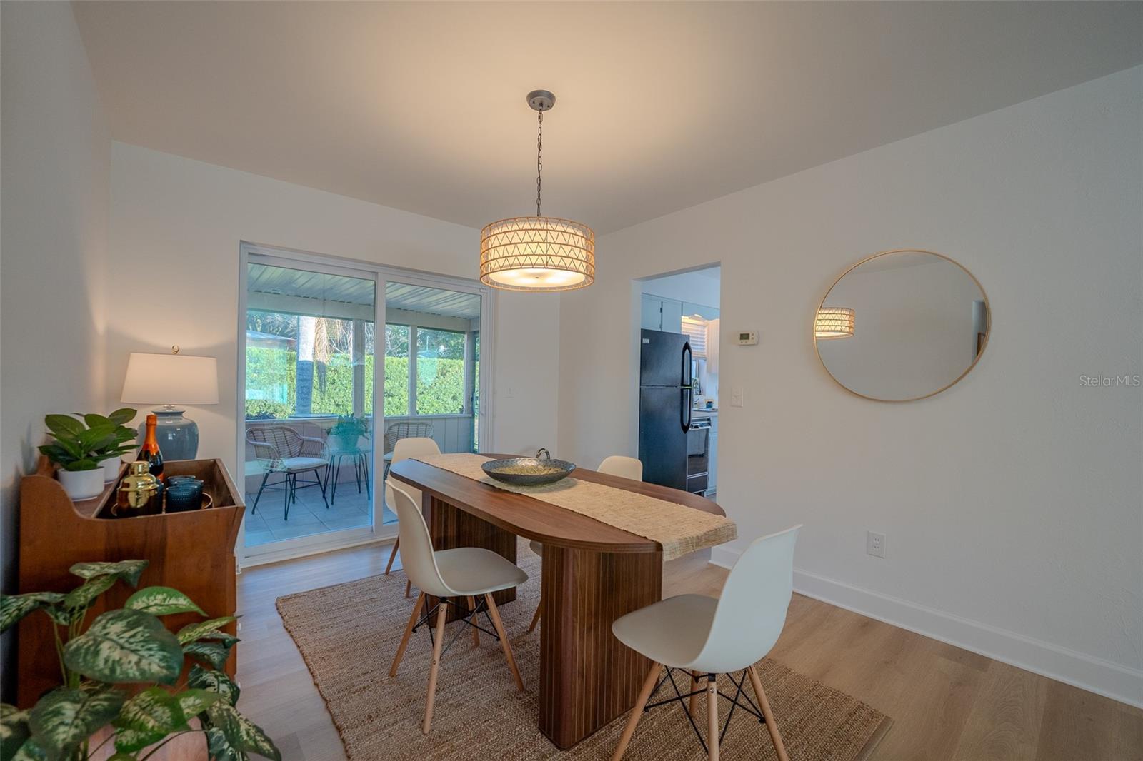 Image 16 of 40 For 199 Tropic Boulevard W