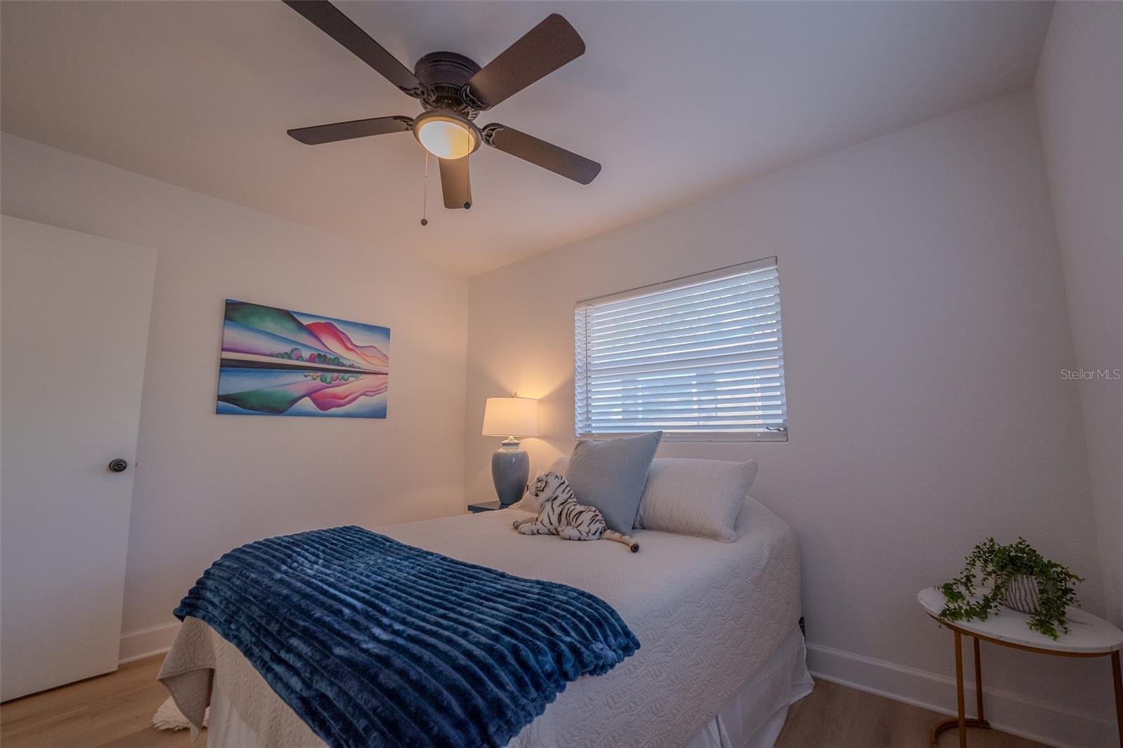 Image 22 of 40 For 199 Tropic Boulevard W