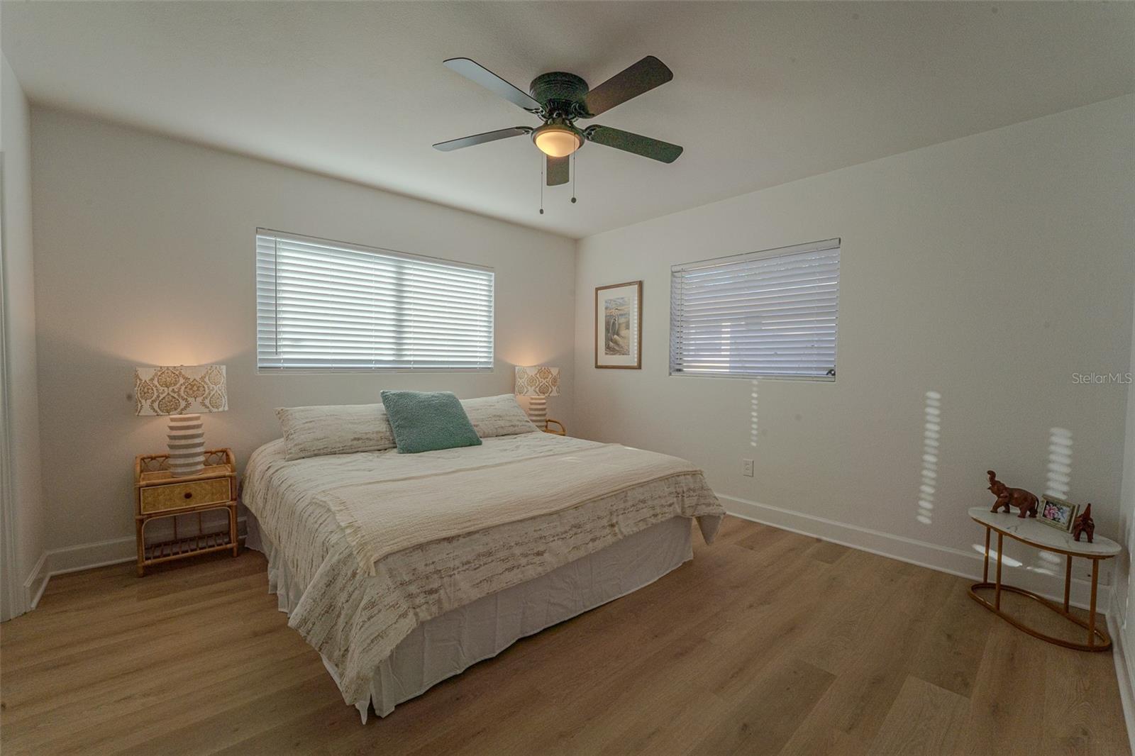 Image 26 of 40 For 199 Tropic Boulevard W