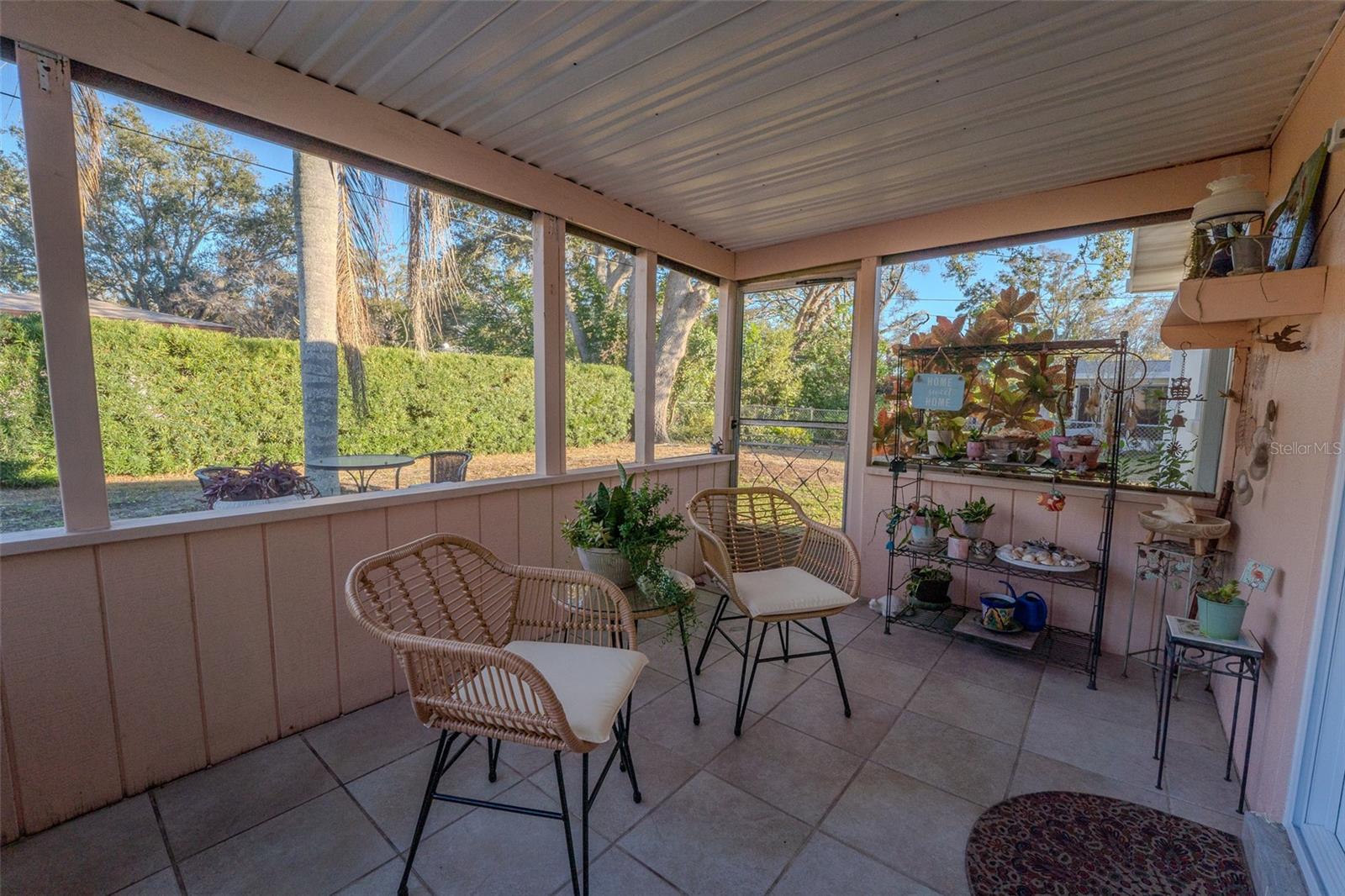 Image 30 of 40 For 199 Tropic Boulevard W