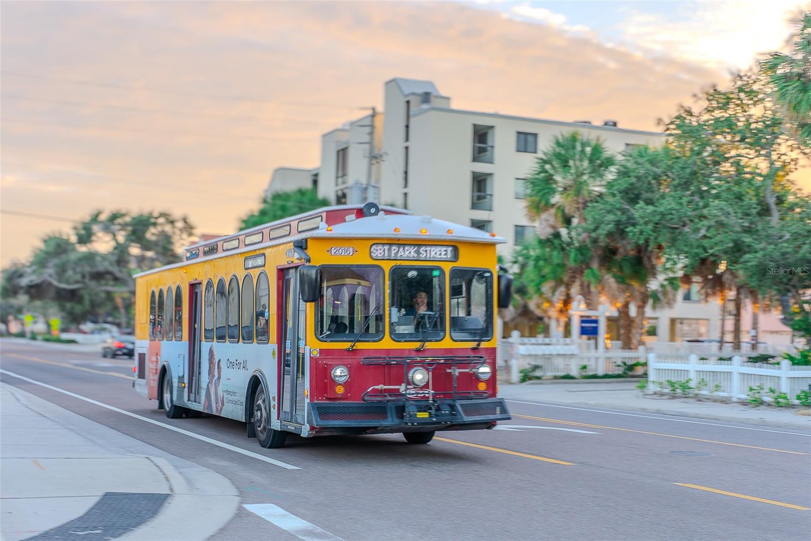 Image 39 of 40 For 199 Tropic Boulevard W